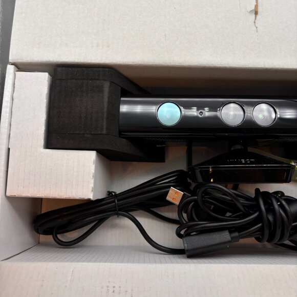 Xbox 360 Kinect Sensor Console Accessories Black Lightly Used in Box Untested - Picture 2 of 16